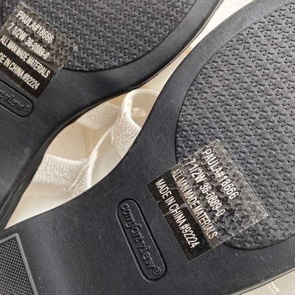 Comfortview The Paula White Floral Sandal, Size 7 1/2W - Picture 3 of 10